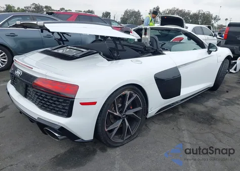 2022 Audi R8 Spyder V10 Performance Rwd S Tronic z USA, uszkodzony, nr VIN WUACECFX6N7901007
